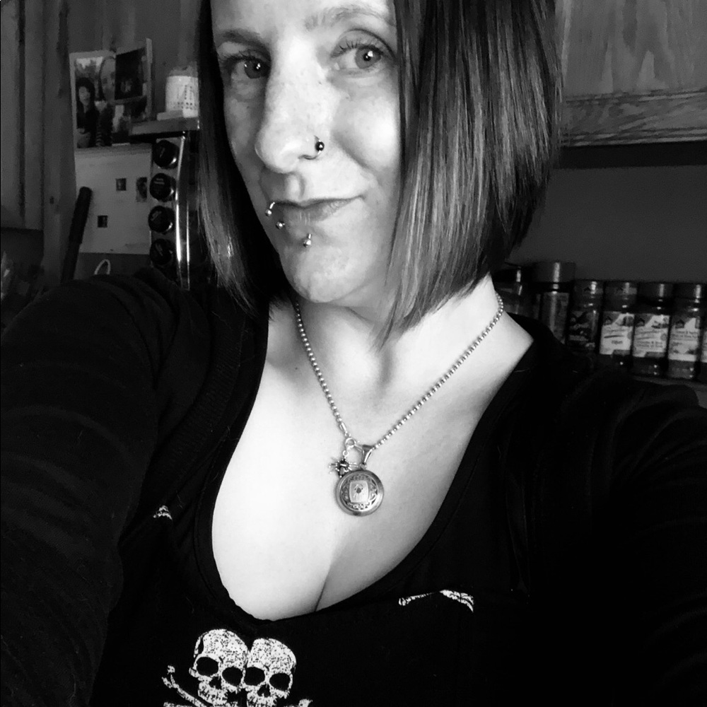 Meet your Posher, Rachael